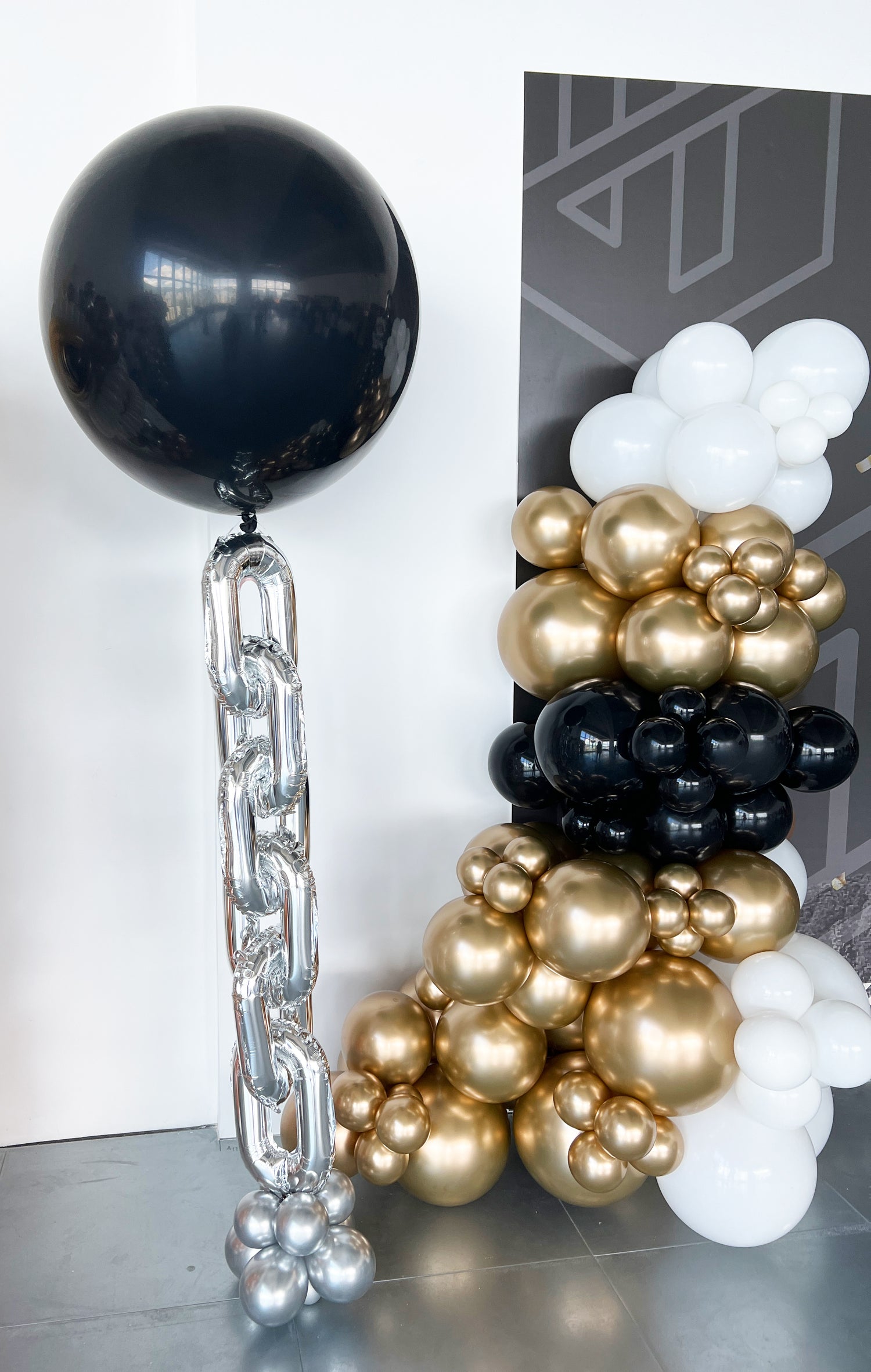 鐵鍊氣球|健身主題氣球|黑色型格氣球|BALLOON HK