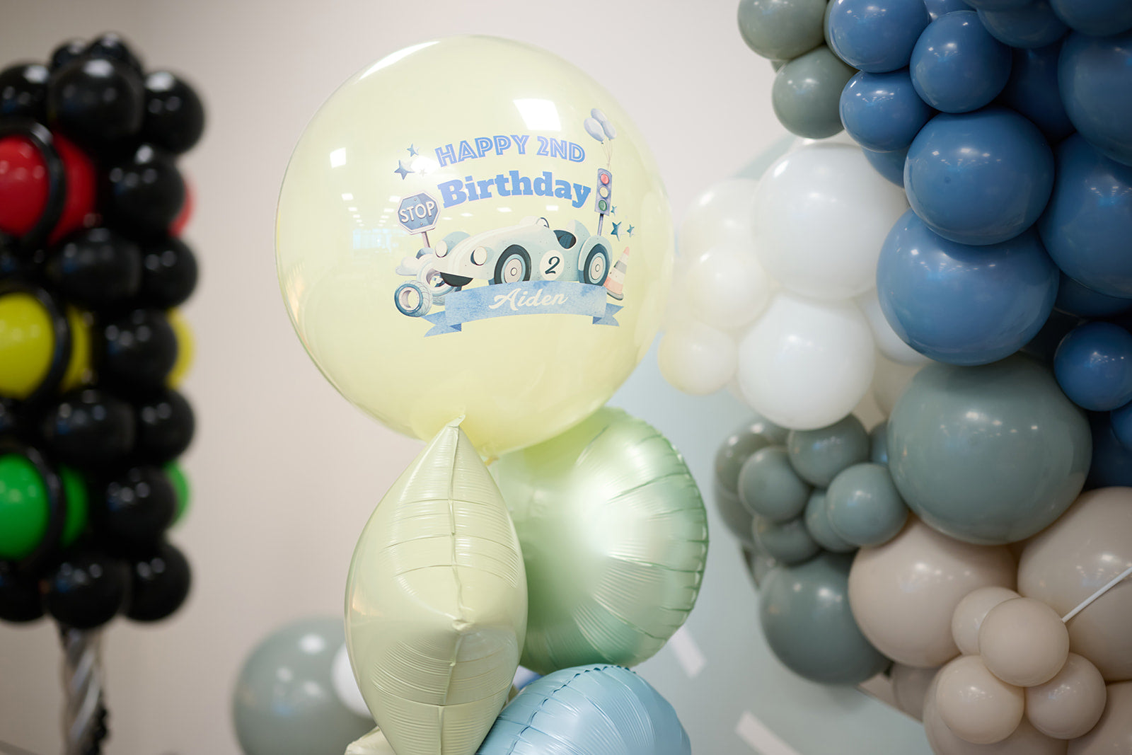 Foamboard Balloon Garland 套裝 - Aiden growing up 2 fast