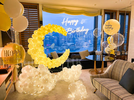 Moon-Garland.jpg__PID:83953c78-a2b0-4841-97ac-f9ad8e4d612a