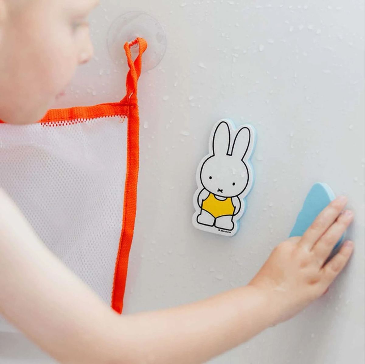 bambolino TOYS - Nijntje Miffy 嬰幼兒泡泡浴玩具 9件裝 (適合 10 個月以上的兒童) |