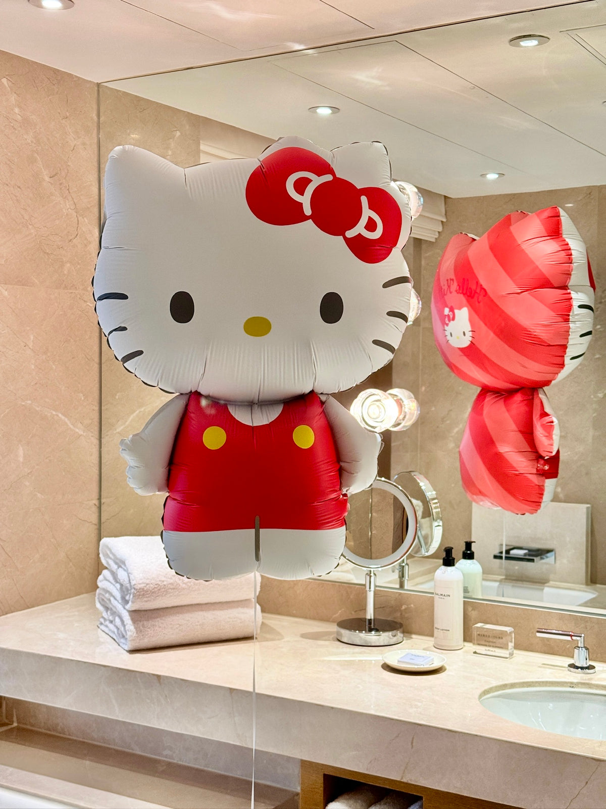 J29 Hello Kitty Classic