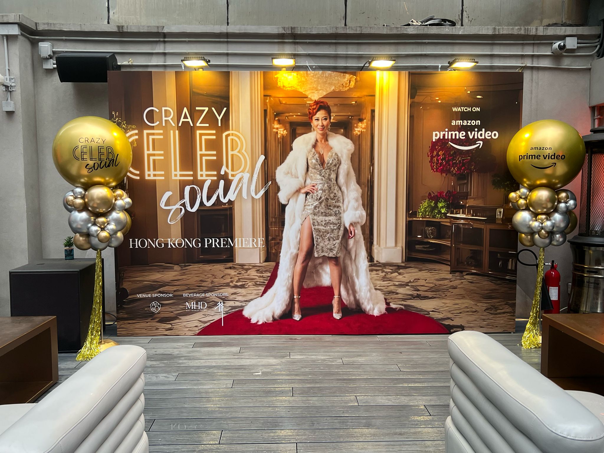 Crazy Celeb Social 氣球柱