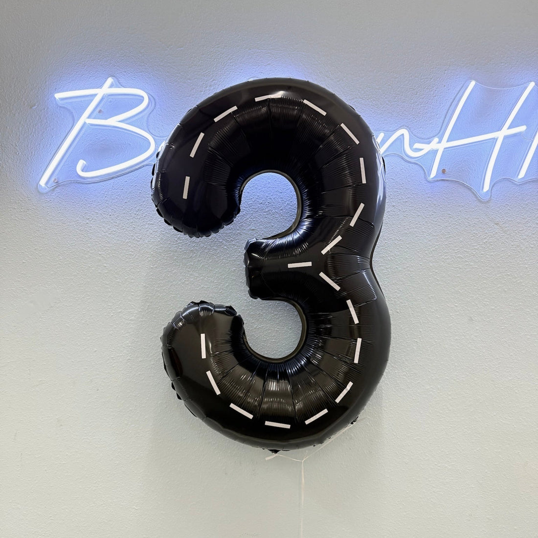 路軌氣球｜汽車氣球｜車主題氣球｜男仔生日氣球