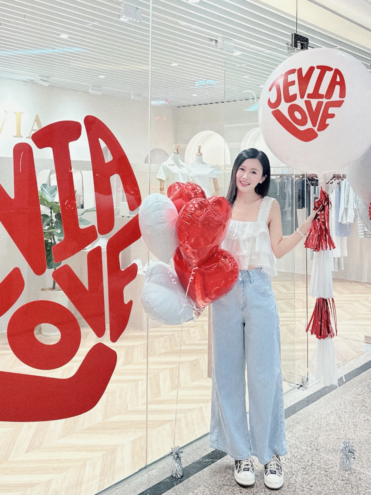 Jevia Love｜銅鑼灣時代廣場｜時裝店寵粉活動｜紅色愛心❤️主題｜按活動主題訂製氣球